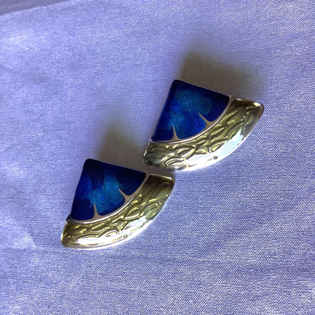 Berebi Earrings 20$
